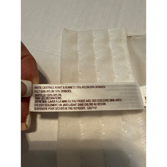 Women's Gilligan & O'Malley White Push Up Lace Bra Size Large Tiny Flaw - Picture 9 of 15